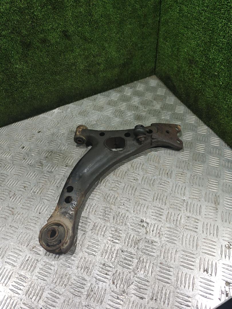 рычаг передний правый Toyota Carina E 1 поколение T190 1997, 1.6 л., бензин, МКПП, седан - фото №1