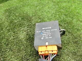 блок комфорта Toyota Carina E 1 поколение T190 1997, 1.6 л., бензин, МКПП, седан, 8598005020