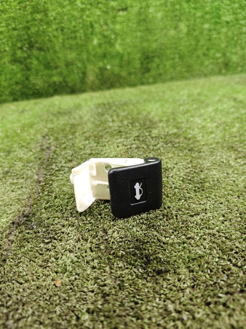 ручка открывания капота Toyota Carina E 1 поколение T190 1997, 1.6 л., бензин, МКПП, седан - фото №1