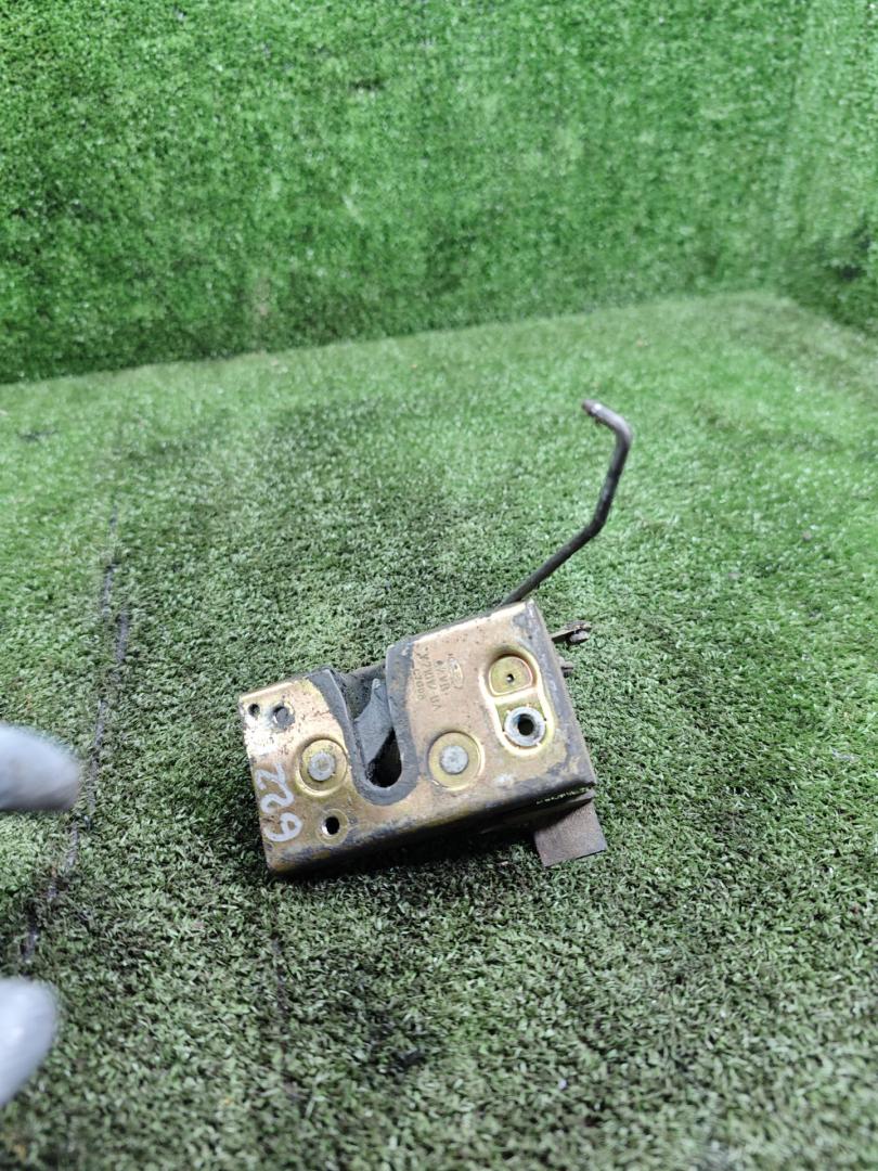 замок двери передней правой Ford Transit 4 поколение 1990, 2.5 л., дизель, МКПП, микроавтобус - фото №1