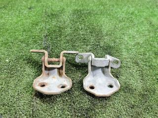 петля двери Mazda 626 GF 1997, 1.8 л., бензин, МКПП, седан