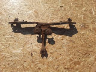 передняя панель крепления облицовки (телевизор) Hyundai Sonata EF 2000, 2.0 л., бензин, МКПП, седан