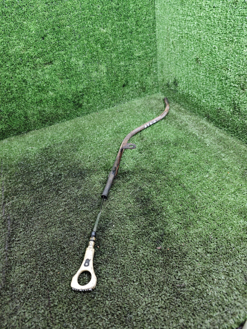 щуп двигателя Mitsubishi Space Wagon 3 поколение (Typ N50) 2000, 2.4 л., GDi, бензин, МКПП, минивэн - фото №1