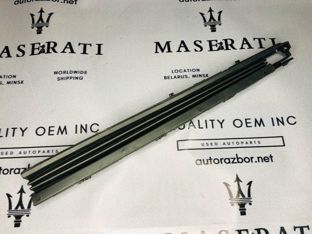 пластик Maserati Quattroporte 5 поколение 2005, 4.2 л., бензин, АКПП, черный, седан, 980139307 - фото №1