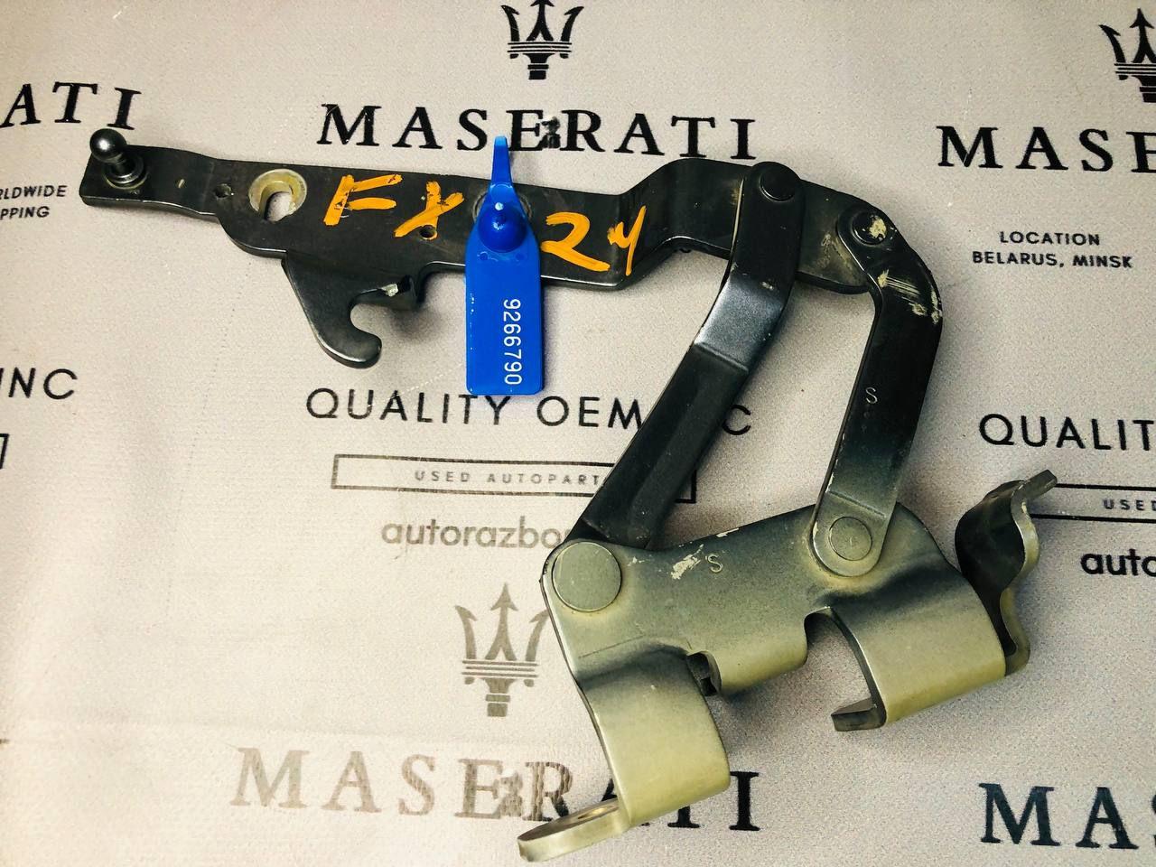 петля капота левая Maserati Quattroporte 5 поколение 2005, 4.2 л., M139 A, бензин, робот, седан, задний привод, 81082700, 66883800, 66818000 - фото №1