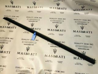 молдинг стекла Maserati Quattroporte 5 поколение 2005, 4.2 л., M139 A, бензин, робот, седан, задний привод, 68472200, 66512700