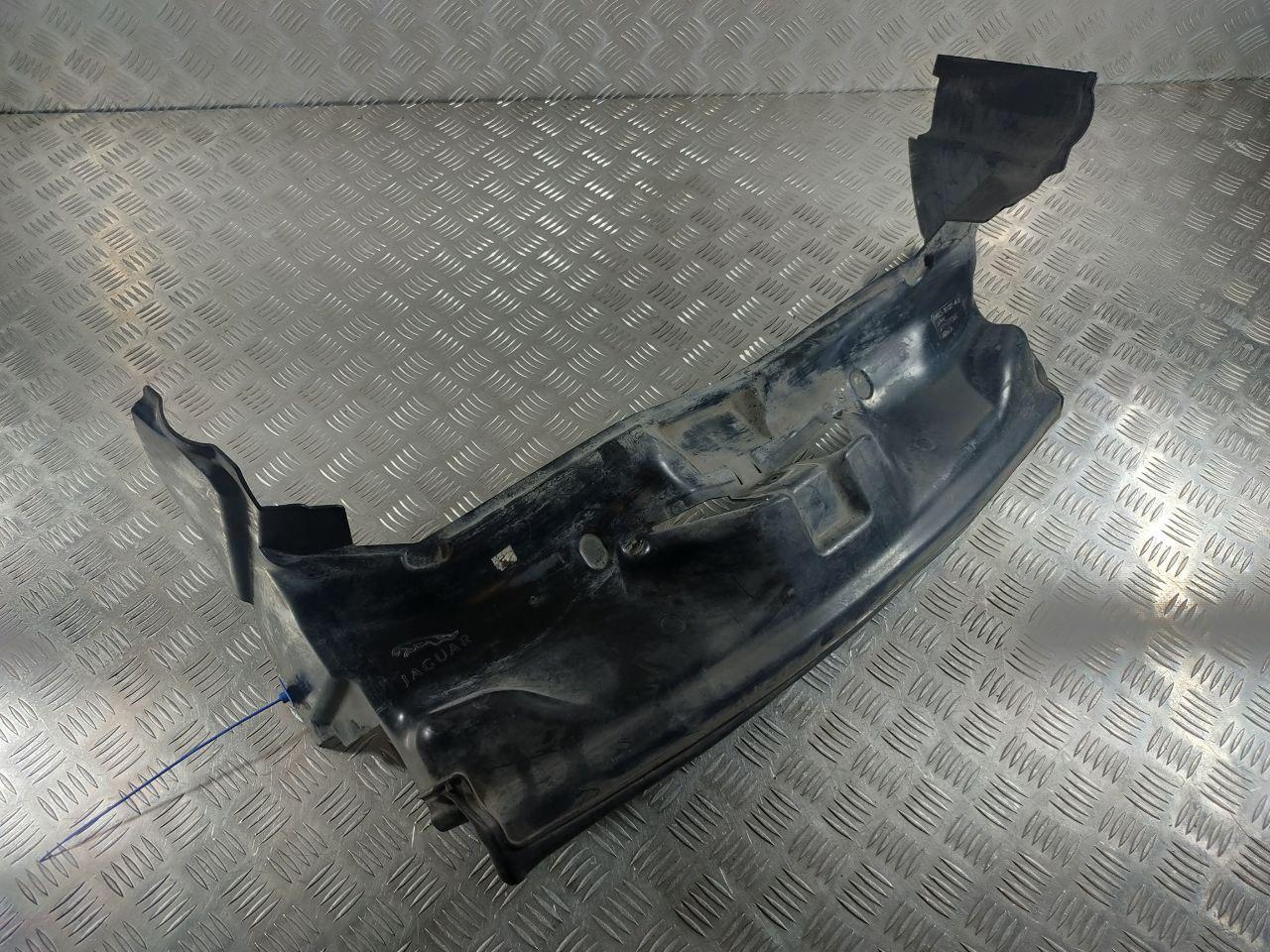 воздуховод (дефлектор) радиатора Jaguar XJ 4 поколение 2014, 5.0 л., 508PN, бензин, АКПП, седан, C2D33745, AW93-8102-AE, C2D5679 - фото №1