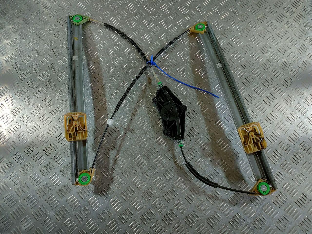 стеклоподъемник передний левый Audi Q5 8R 2010, 3.2 л., CALB, бензин, АКПП, внедорожник 5 дв., 8R0837462B, 8R0837462F, 8R0837462H - фото №1