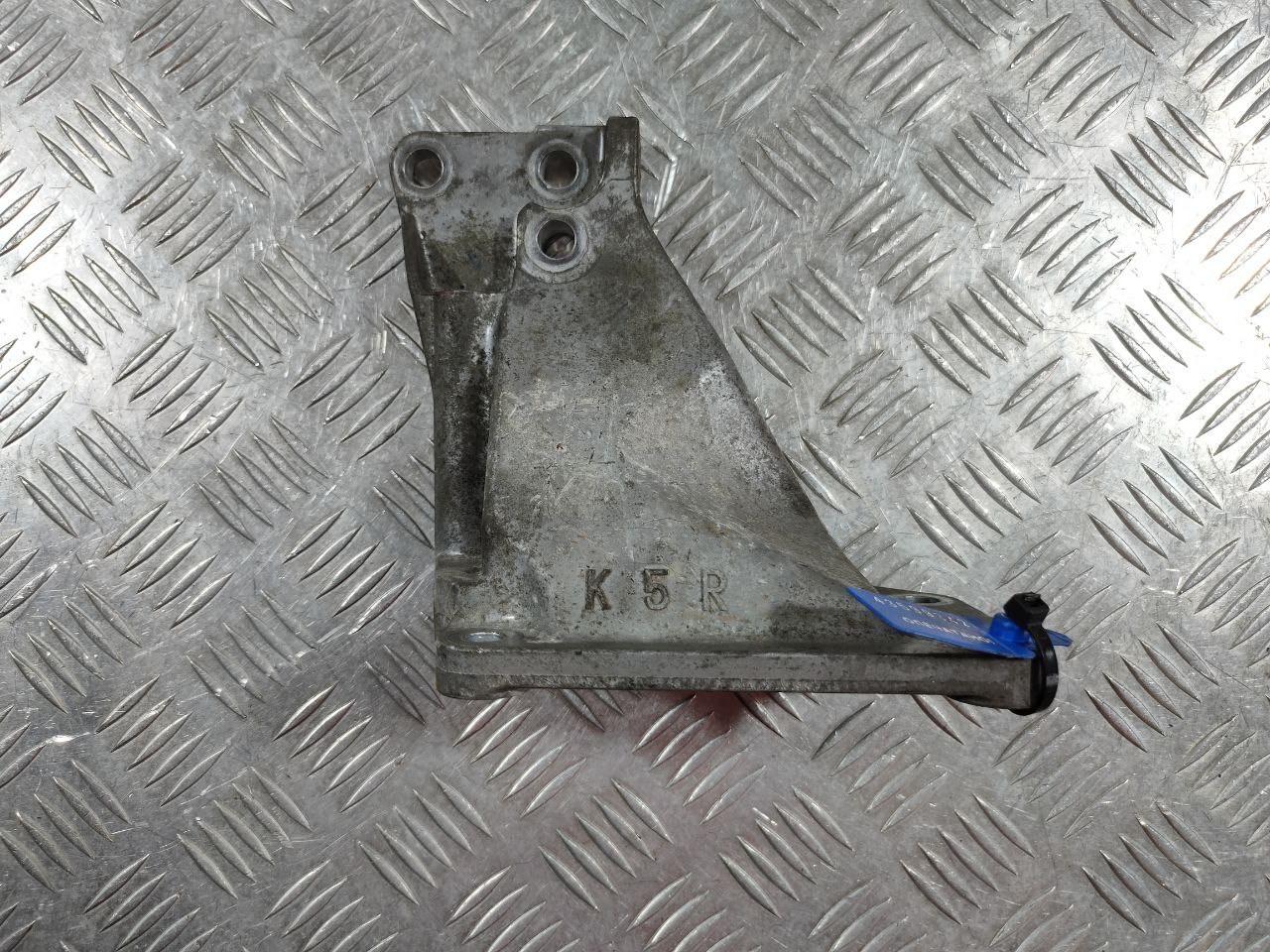 кронштейн двигателя Infiniti FX35 2 поколение 2010, 3.5 л., VQ35HR, бензин, внедорожник 5 дв., 11232JK50A, 11232-JK500 - фото №1