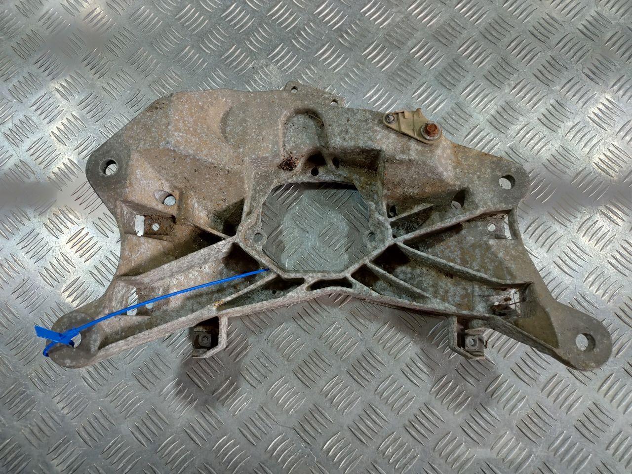 кронштейн КПП Audi A8 D4/4H 2012, 4.2 л., CDRA, бензин, АКПП, седан, 4H0399263AJ, 4H0399263L - фото №1