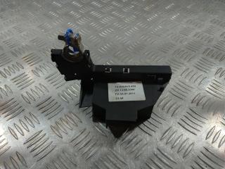 плюсовой провод аккумулятора Audi A8 D4/4H 2012, 4.2 л., CDRA, бензин, седан, 8J0915459