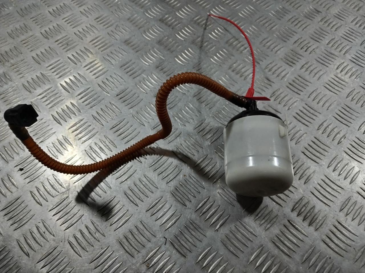 фильтр топливный Audi A8 D4/4H 2010, 4.2 л., CDRA, бензин, АКПП, седан, 4H0201511A - фото №1