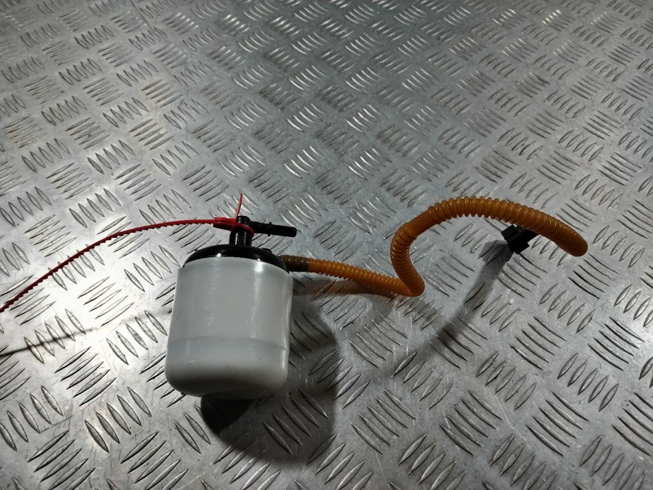 фильтр топливный Audi A8 D4/4H 2010, 4.2 л., CDRA, бензин, АКПП, седан, 4H0201511A - фото №1