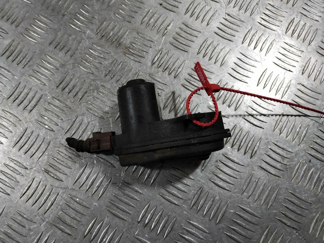 электроручник Audi A8 D4/4H 2011, 4.2 л., CDRA, бензин, АКПП, седан, 4H0998281, 4H0615405AF, 4H0615406AF - фото №1