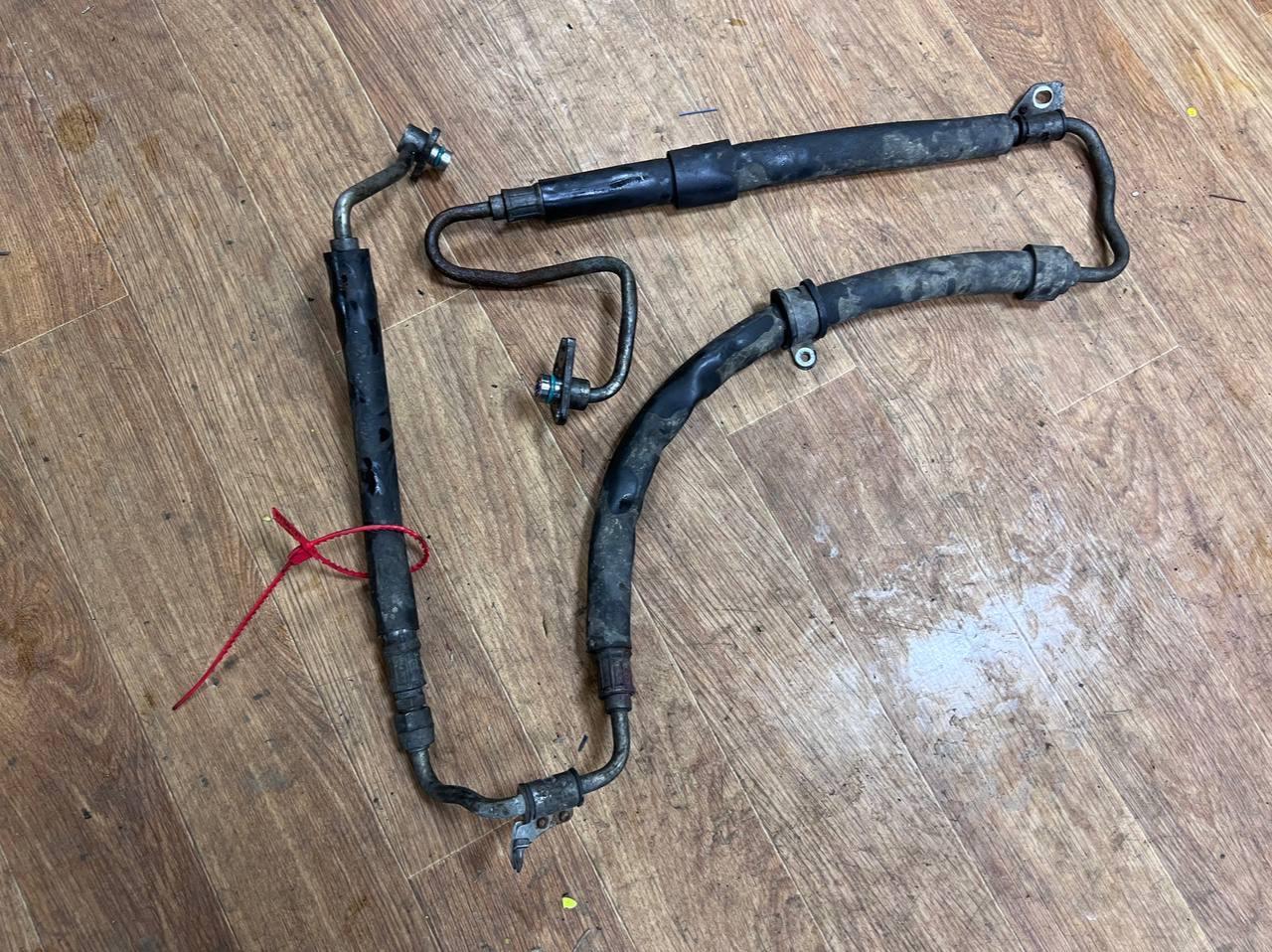 шланг гидроусилителя Audi A8 D4/4H 2012, 4.2 л., CDRA, бензин, АКПП, седан, 4H1422893BG - фото №1