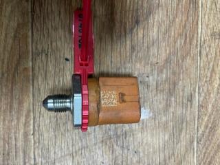 датчик давления топлива Audi A4 B8/8K 2010, 2.0 л., BWT, бензин, АКПП, седан, 06J906051D, 06J906051B, 0261545051