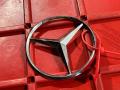 эмблема Mercedes-Benz GL-Класс X164 [рестайлинг] 2010, 4.7 л., M 273.923, бензин, АКПП, внедорожник 5 дв., A1648170016 - фото №3