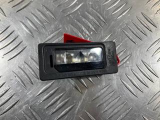 подсветка номера Volkswagen Touareg 2 поколение 2014, 4.2 л., бензин, АКПП, седан, 3AF943021A