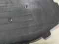 шумоизоляция капота Audi Q7 4L 2009, 4.2 л., BAR, бензин, внедорожник 5 дв., 4L0863825 - фото №5