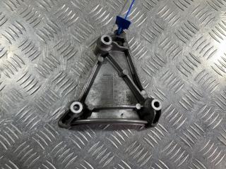 кронштейн компрессора кондиционера Audi Q5 8R 2011, 3.2 л., CALB, бензин, АКПП, внедорожник 5 дв., 06E260835C