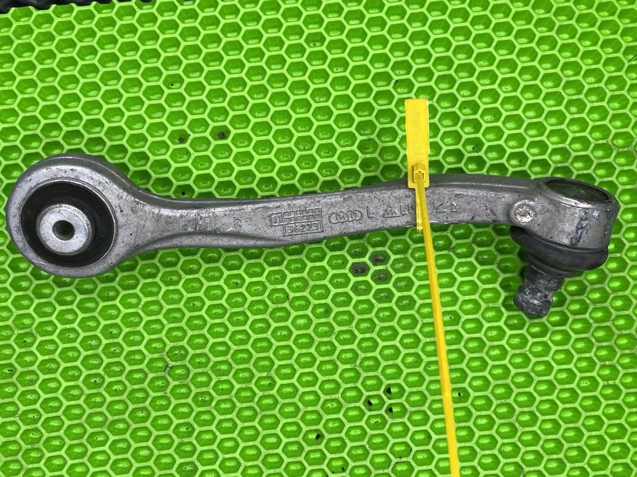 рычаг передний левый Audi A8 D4/4H 2011, 4.2 л., CDRA, бензин, АКПП, седан, 4H0407509E - фото №1