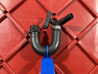 патрубок (трубопровод, шланг) Audi Q7 4L [рестайлинг] 2014, 3.0 л., CTWB, бензин, АКПП, внедорожник 5 дв., 06E133595