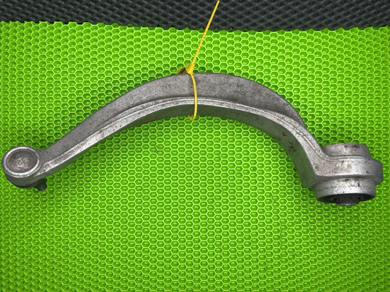 рычаг передний левый Audi A8 D4/4H 2012, 4.2 л., CDRA, бензин, АКПП, седан, 4H0407693F - фото №1