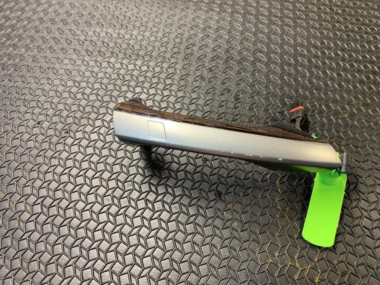 ручка наружная Mercedes-Benz S-Класс W221 2005, 4.7 л., M 278.929, бензин, седан, A2217600570 - фото №1