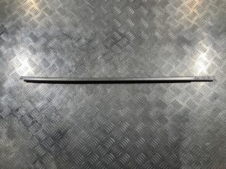 молдинг двери передней правой Infiniti FX35 2 поколение 2010, 3.5 л., VQ35HR, бензин, АКПП, внедорожник 5 дв.