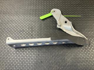 петля капота левая Audi A8 D4/4H 2012, 4.2 л., CDRA, бензин, АКПП, седан, 4H0823301D