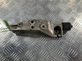 кронштейн двигателя Infiniti FX35 1 поколение 2005, 3.5 л., VQ35DE, бензин, АКПП, внедорожник 5 дв.