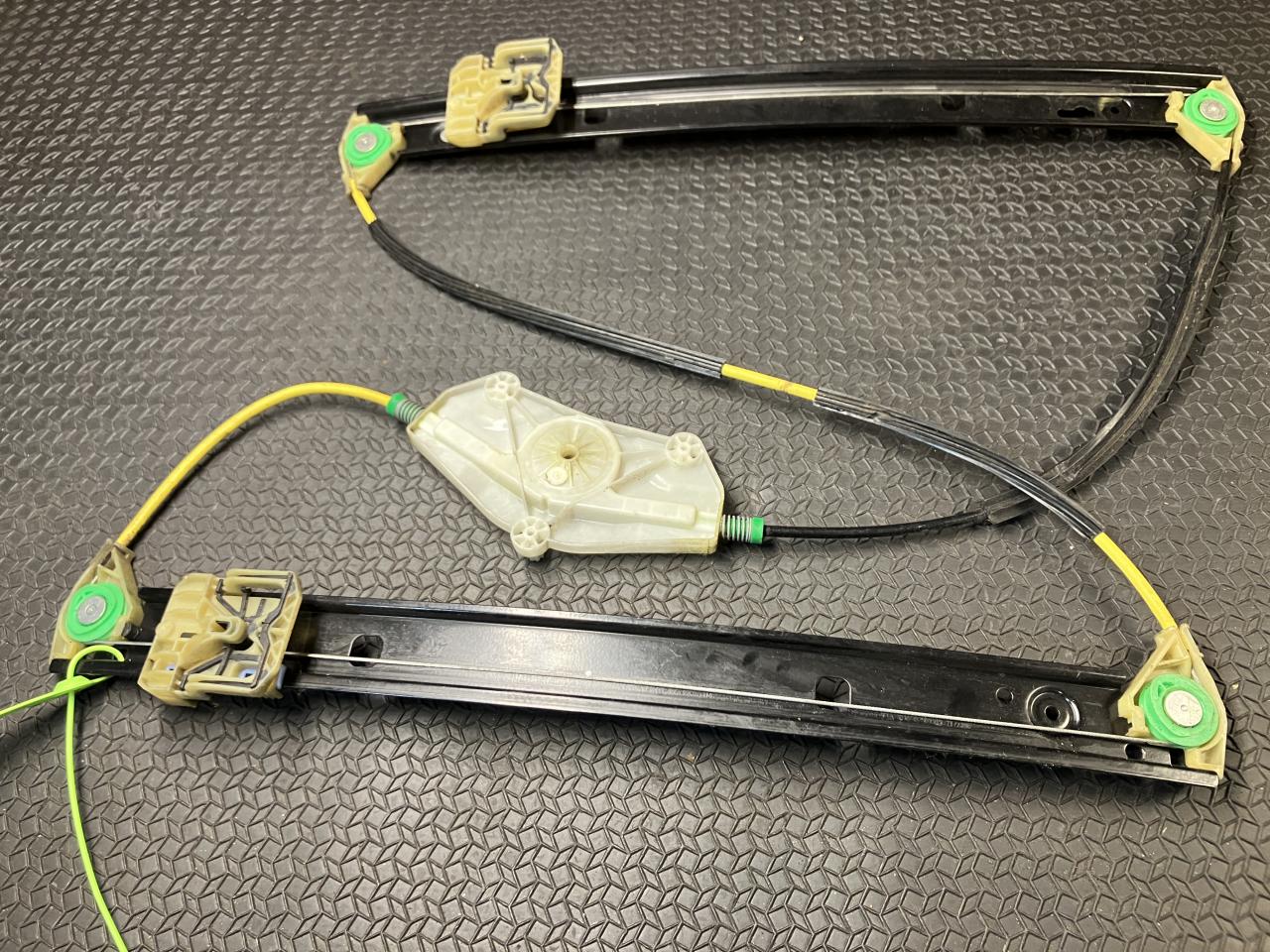 стеклоподъемник передний правый Audi A8 D4/4H 2011, 4.2 л., CDRA, бензин, АКПП, седан, 4H0837462A, 4H0837462B - фото №1