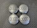 колпачок литого диска Audi Q7 4L 2008, 4.2 л., BAR, бензин, АКПП, внедорожник 5 дв., 4L0601170 - фото №7