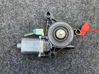 моторчик стеклоподъемника передний правый Audi Q7 4M 2016, 3.0 л., CREC, бензин, АКПП, внедорожник 5 дв., 8W0959801, 0130822705