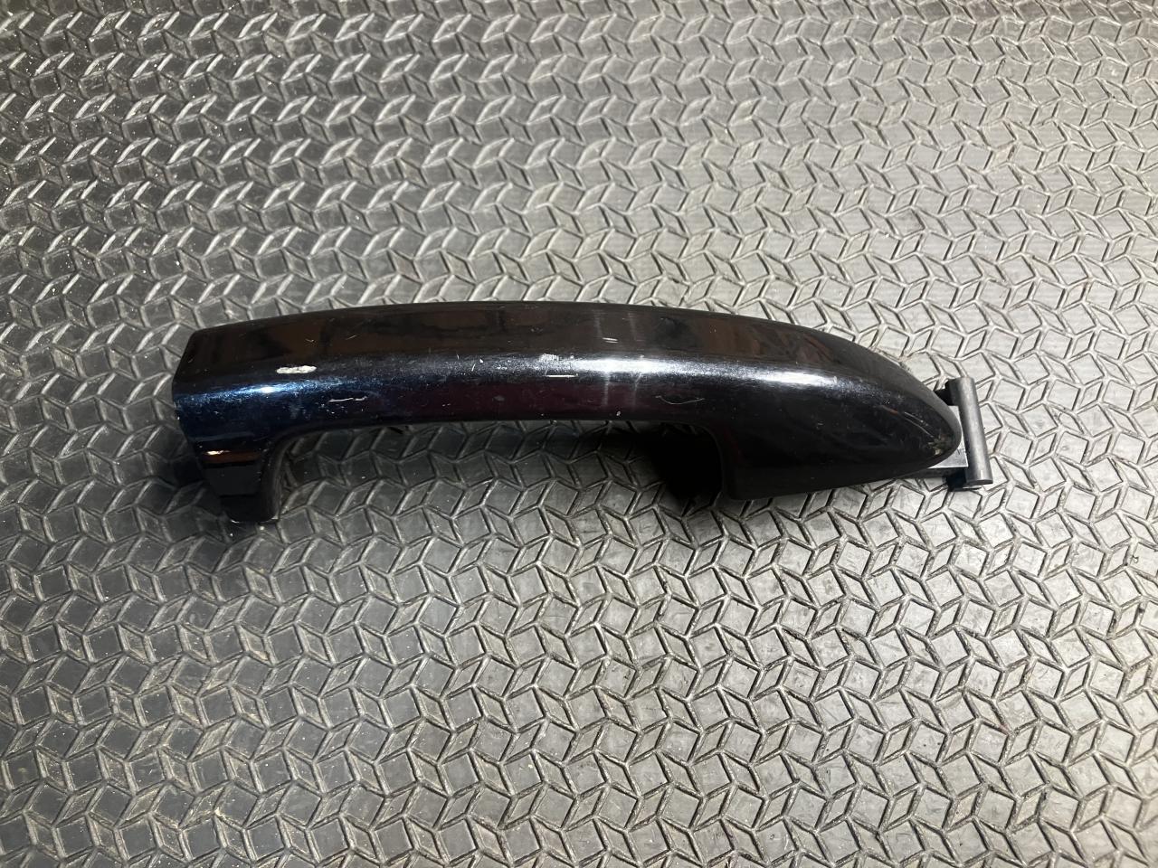 ручка наружная Volkswagen Passat CC 1 поколение 2012, 2.0 л., CCZB, бензин, АКПП, купе, 3C0837205 - фото №1