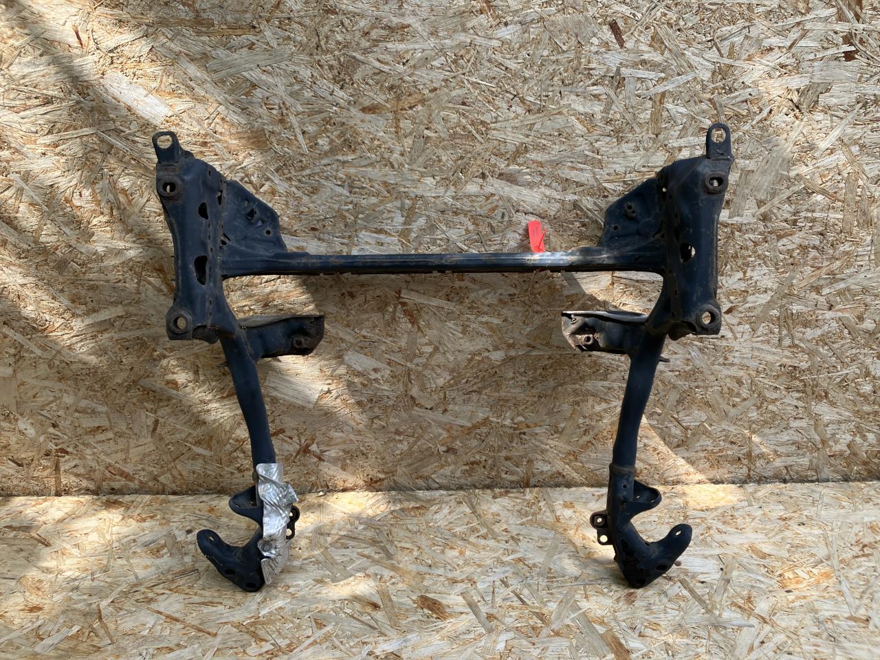 балка подвески передняя (подрамник) Audi A8 D4/4H 2012, 4.2 л., CDRA, бензин, АКПП, седан, 4H0399543, 4H0399252, 4H0399362 - фото №1