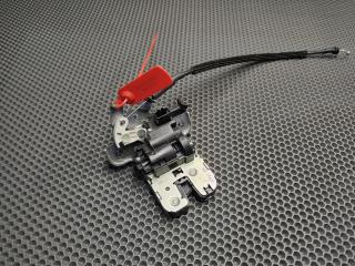 замок багажника Audi A8 D4/4H 2012, 4.2 л., CDRA, бензин, АКПП, седан, 4H0827505, 4H0827505A