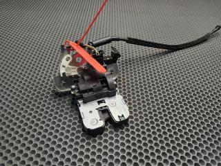 замок багажника Audi A8 D4/4H 2012, 4.2 л., CDRA, бензин, АКПП, седан, 4H0827505, 4H0827505A