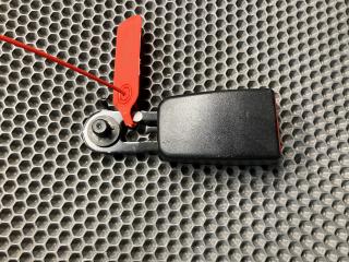 замок ремня безопасности Mercedes-Benz GL-Класс X164 [рестайлинг] 2010, 4.7 л., M 273.923, бензин, АКПП, внедорожник 5 дв., A1648602169