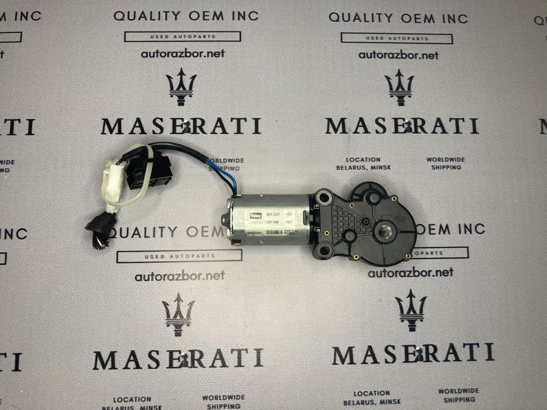 моторчик регулировки сиденья Maserati Quattroporte 5 поколение 2005, 4.2 л., бензин, АКПП, черный, седан, 404.537 - фото №1