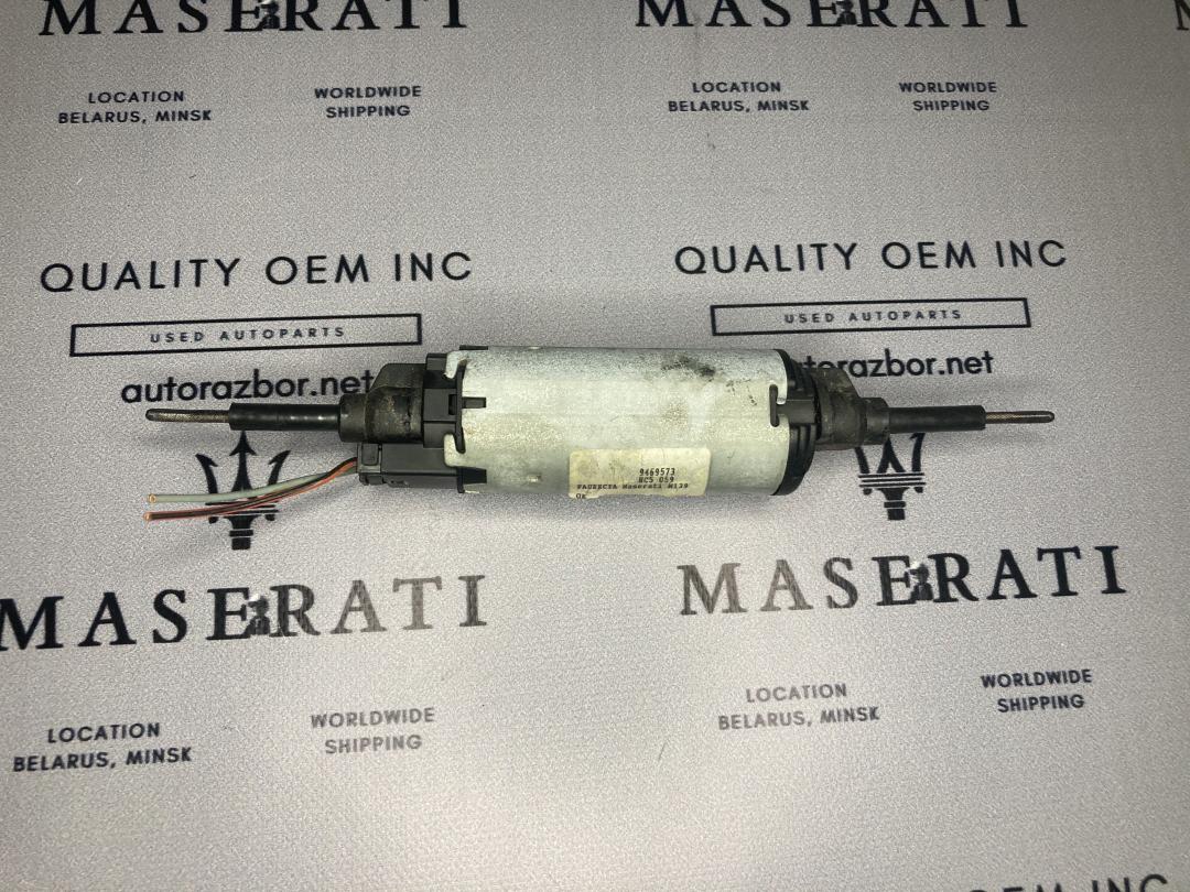 моторчик регулировки сиденья Maserati Quattroporte 5 поколение 2005, 4.2 л., бензин, АКПП, черный, седан, 9469573 - фото №1