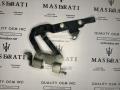 петля капота правая Maserati Quattroporte 5 поколение 2005, 4.2 л., бензин, АКПП, черный, седан, 81082600, 66883700, 66817900 - фото №2