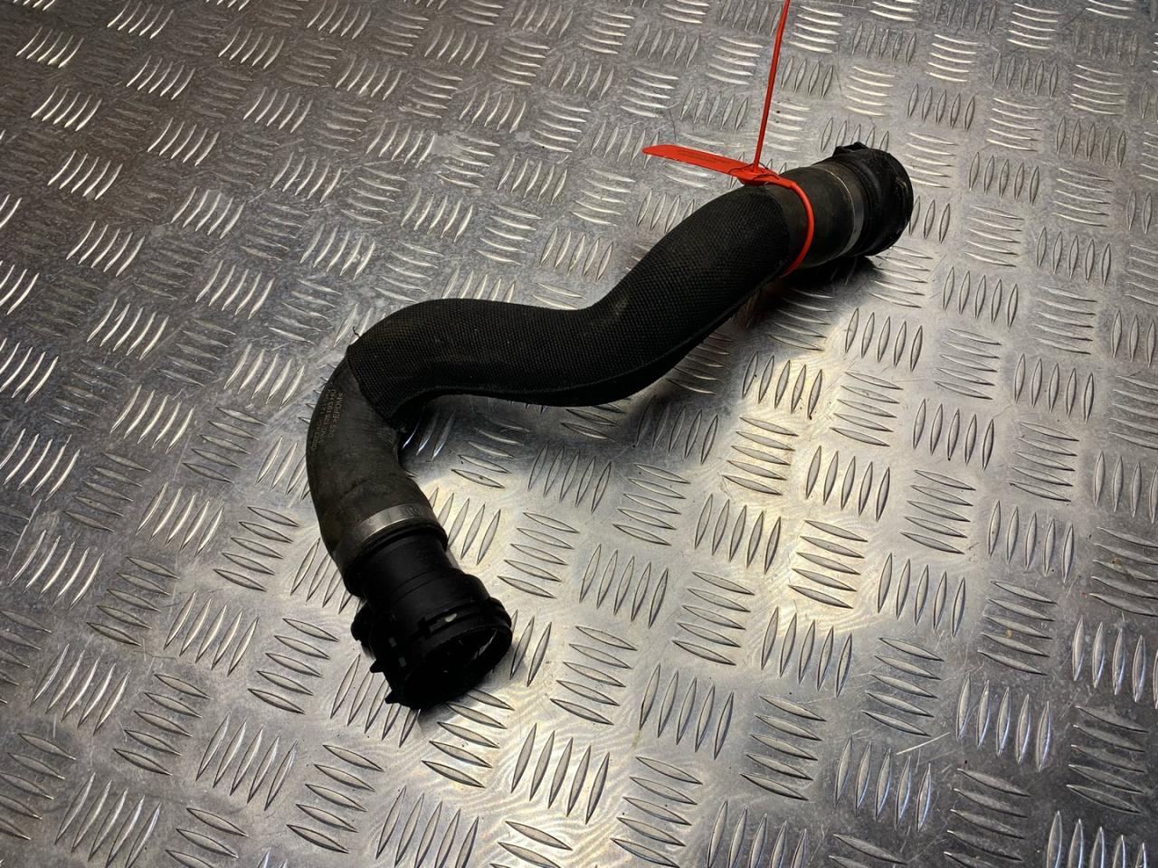 патрубок (трубопровод, шланг) Audi A7 4G 2012, 3.0 л., CGWB, бензин, хетчбэк 5 дв., 4G0121049Q - фото №1