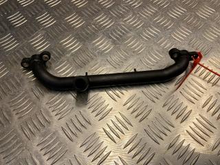 трубка охлаждающей жидкости Audi Q7 4L [рестайлинг] 2012, 3.0 л., CTUA, бензин, хетчбэк 5 дв., 06E121083