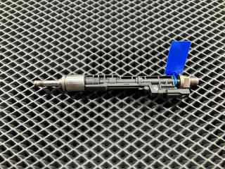 форсунка BMW 5 серия F07/F10/F11 [рестайлинг] 2013, 3.0 л., N55 B30 A, бензин, седан, 13647639994, 0261500172