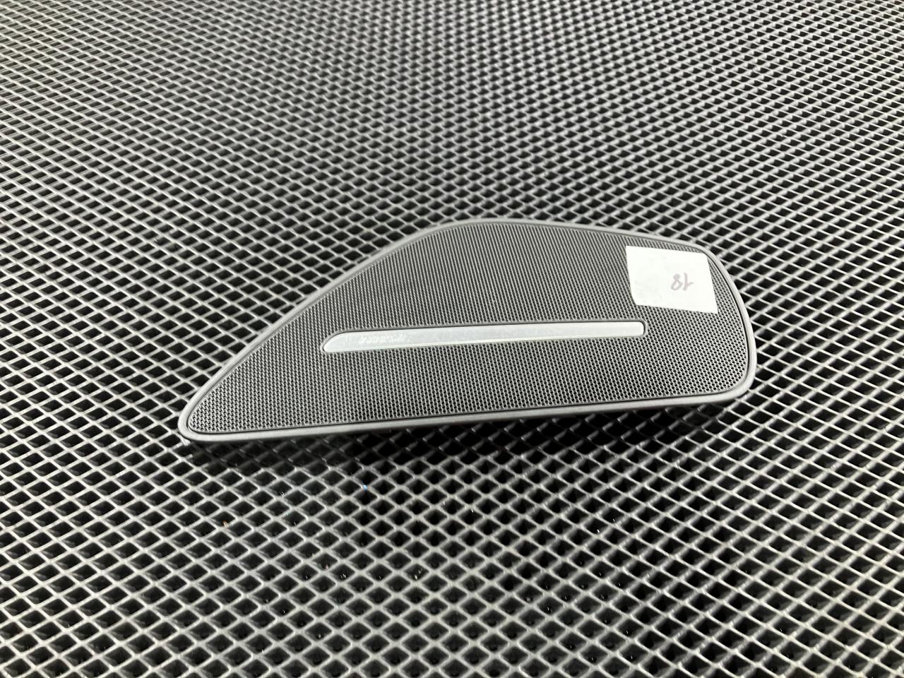 сетка на динамик Audi A8 D4/4H 2012, 4.2 л., CDRA, бензин, АКПП, седан, 4H0868151A - фото №1