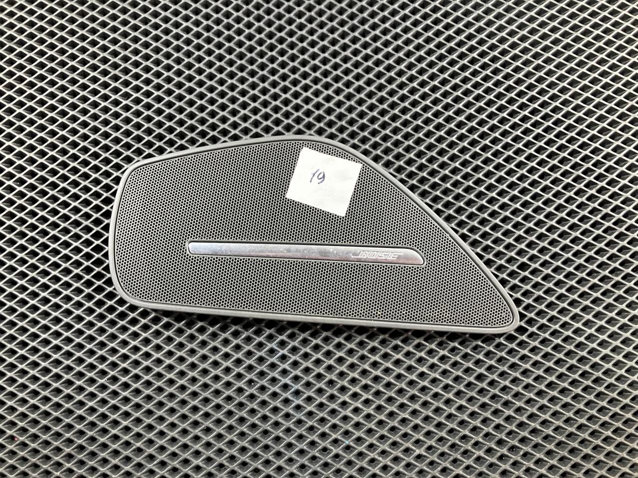 сетка на динамик Audi A8 D4/4H 2012, 4.2 л., CDRA, бензин, АКПП, седан, 4H0868152A - фото №1