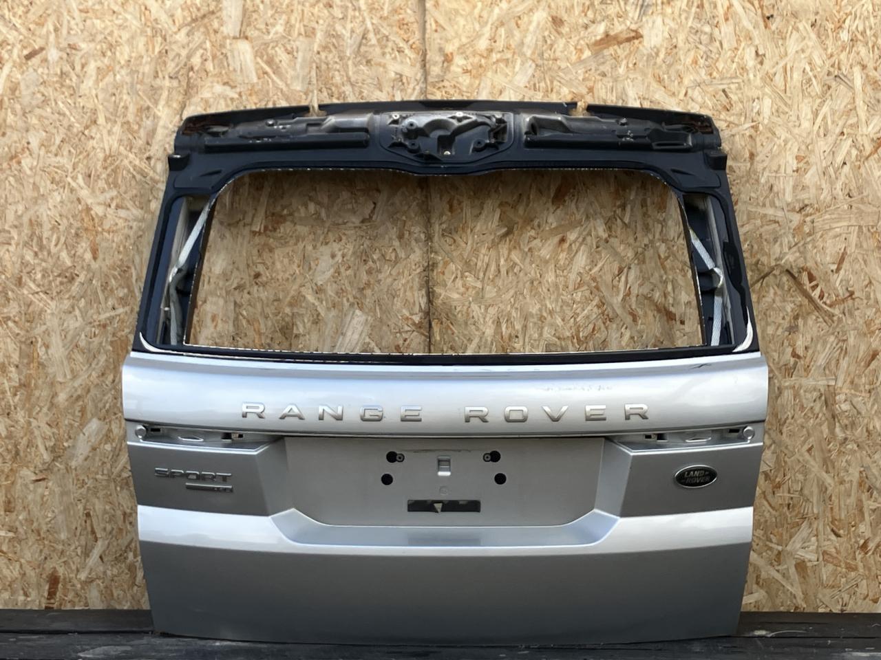 крышка багажника (дверь 3-5) Land Rover Range Rover Sport 2 поколение 2014, 5.0 л., 508PS, бензин, АКПП, внедорожник 5 дв., DPLA40010A - фото №1
