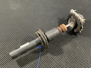 амортизатор передний Audi A7 4G 2013, 3.0 л., CGXB, бензин, АКПП, хетчбэк 5 дв., 4G8413031J, 4G8031J