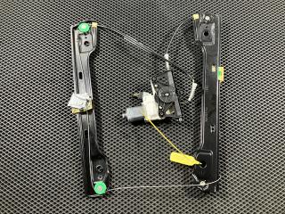 стеклоподъемник передний правый Mercedes-Benz M-Класс W166 2014, 4.7 л., M 278.927, бензин, АКПП, внедорожник 5 дв.